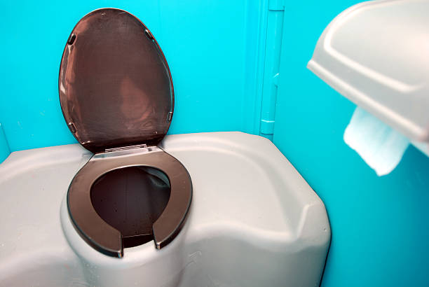 Best Affordable porta potty rental  in East Wenatchee, WA